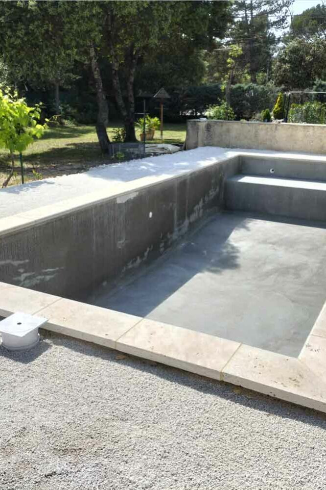 N’GUYEN Jérémy – Construction rénovation de piscine en Provence - Pool construction renovation in Provence