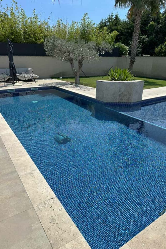 N’GUYEN Jérémy – Entretien de piscine en Provence - Pool maintenance in Provence
