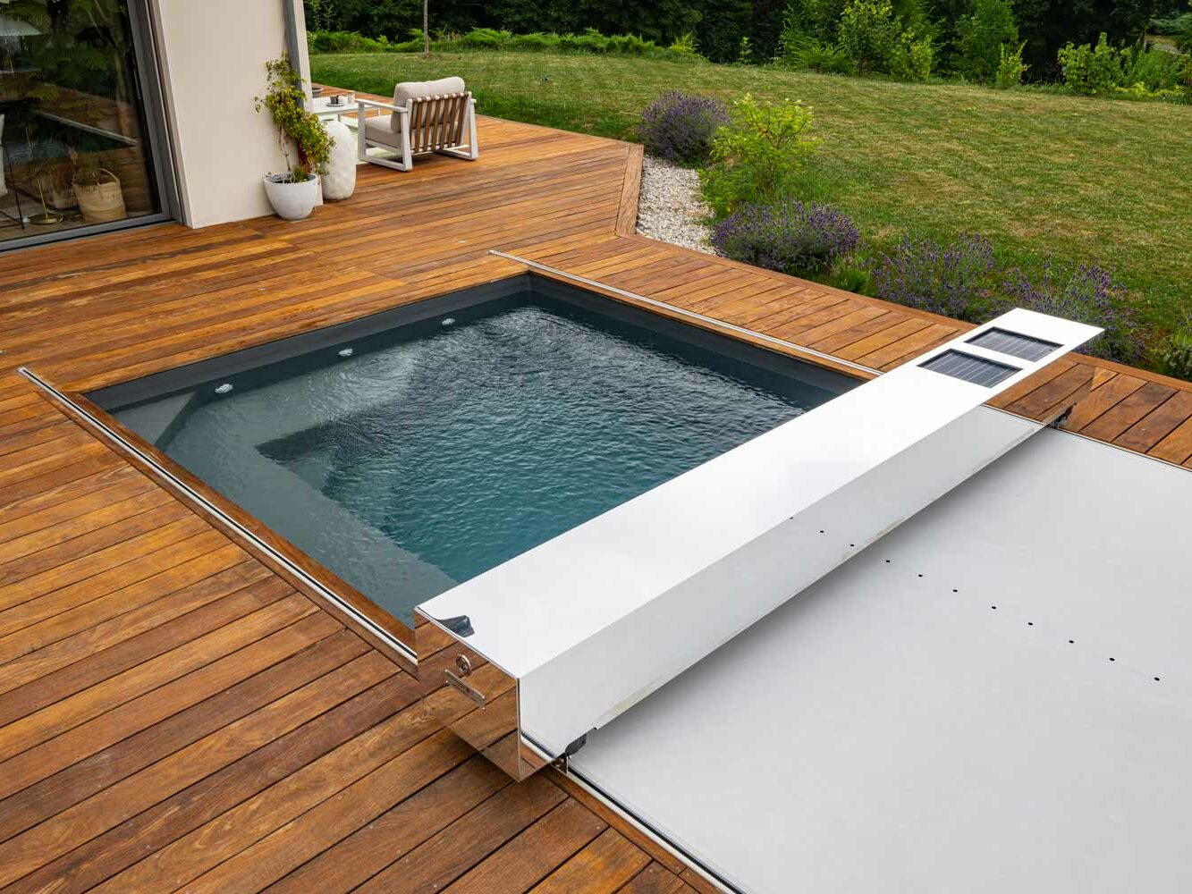 N’Guyen Jérémy couvertures de piscine Coverseal Vaucluse, Luberon, Drôme, 13 - 4 season pool cover