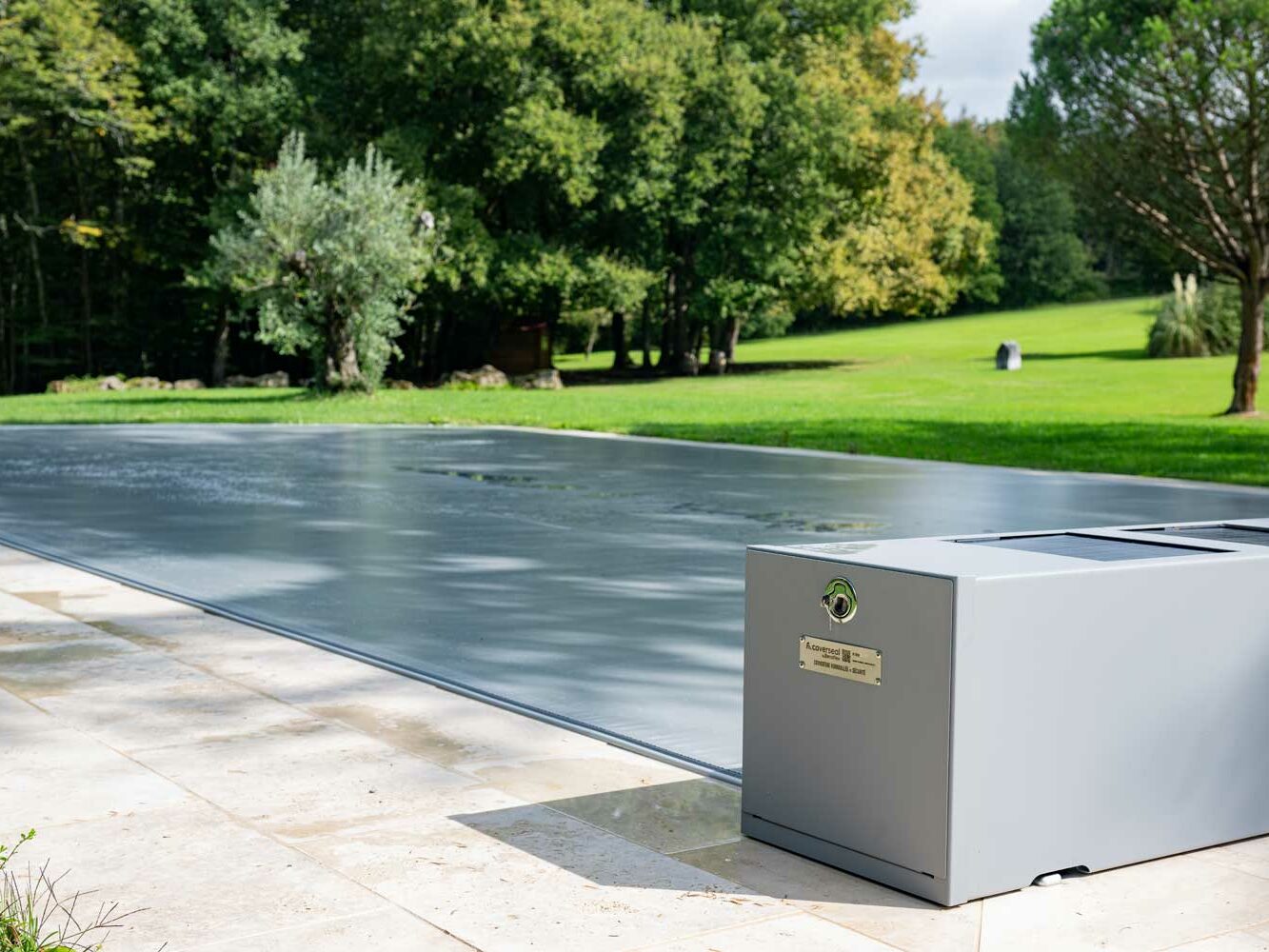 N’Guyen Jérémy couvertures de piscine Coverseal Vaucluse, Luberon, Drôme, 13 - 4 season pool cover