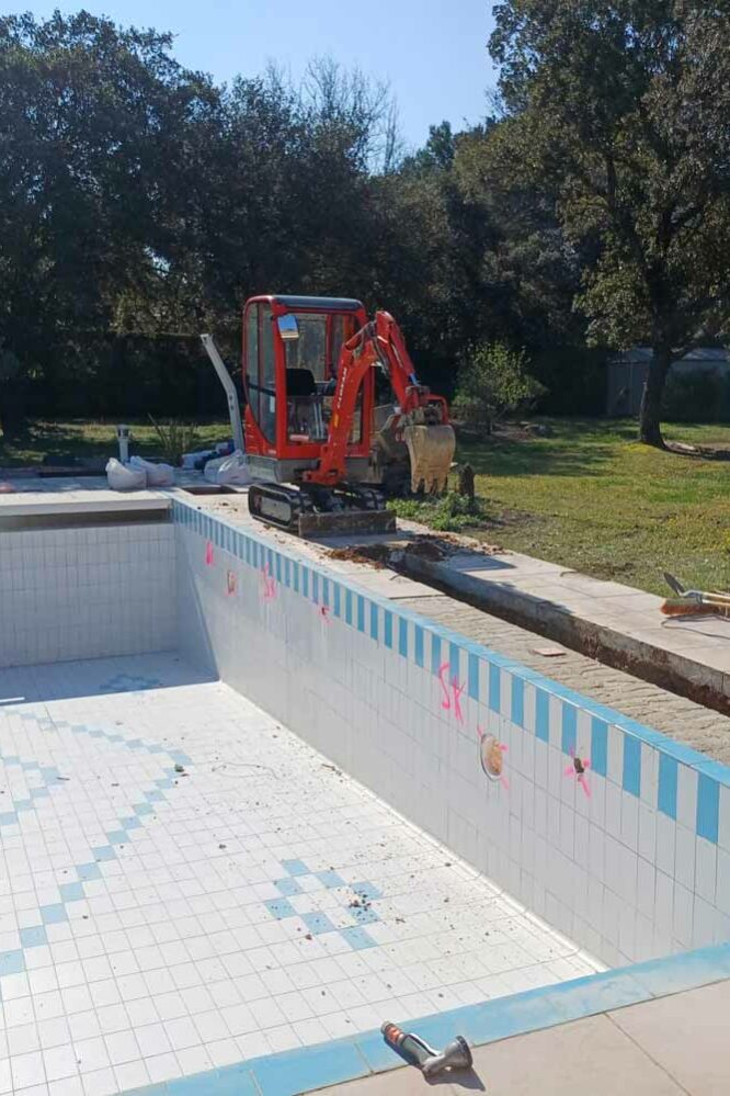 N’GUYEN Jérémy – rénovation de piscine en Provence - Pool renovation in Provence